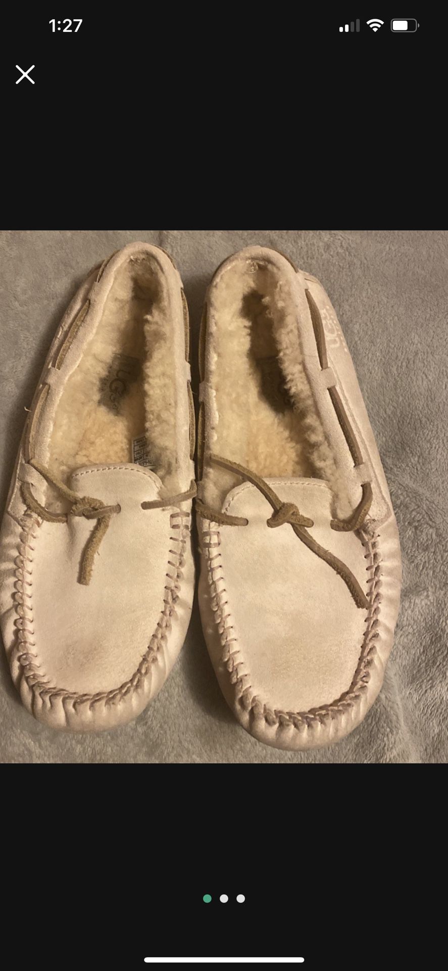 Great For Winter Ugg Brand Slippers Perfect For Women And Youth Size 7