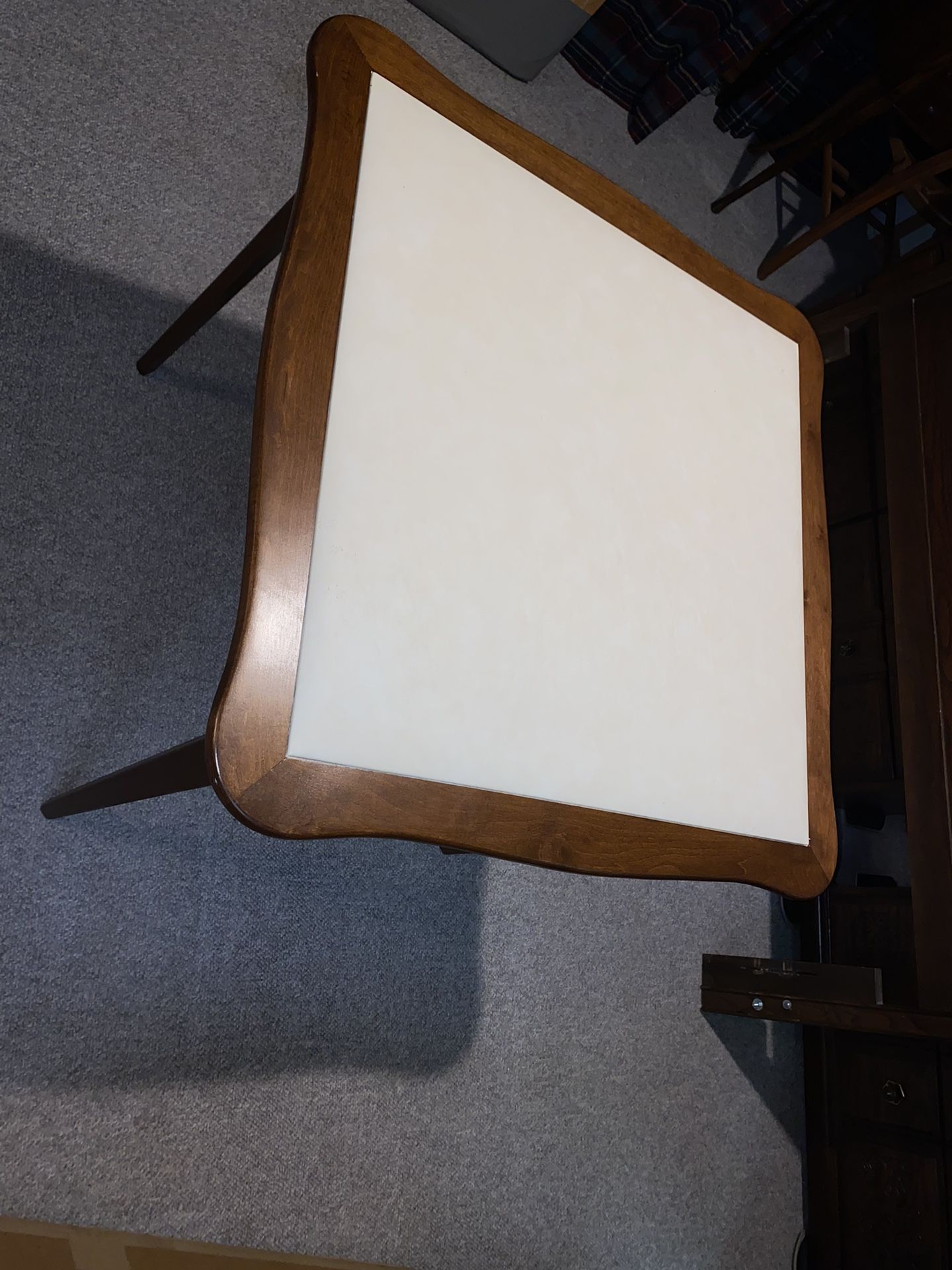Stakmore Table