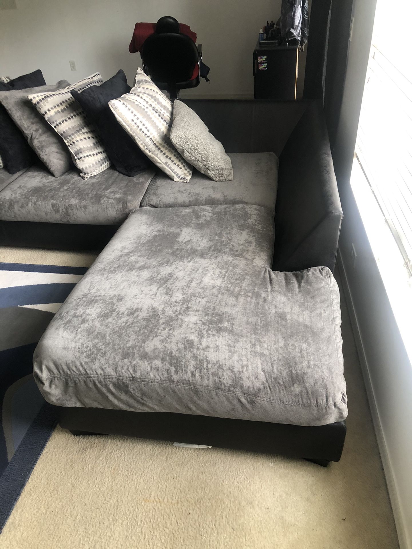 2 Piece Jamal Chaise Sectional for Sale in Sanford, FL OfferUp