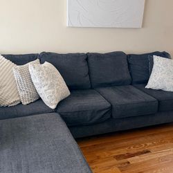 Sofa /Sectional