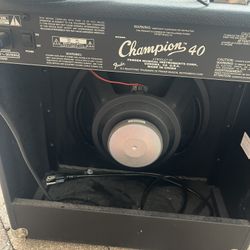 Fender Champion 40 Amplifier / Viper Ge39 Guitar
