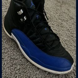 Air Jordan 12 Hyper Royals