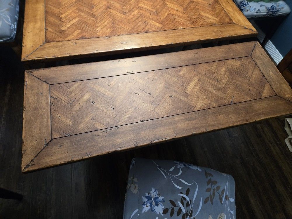 Dinning Room Table 8 Chairs