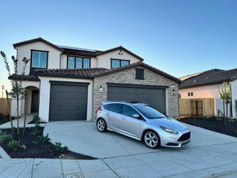 2014 Ford Focus ST – 6-Speed
