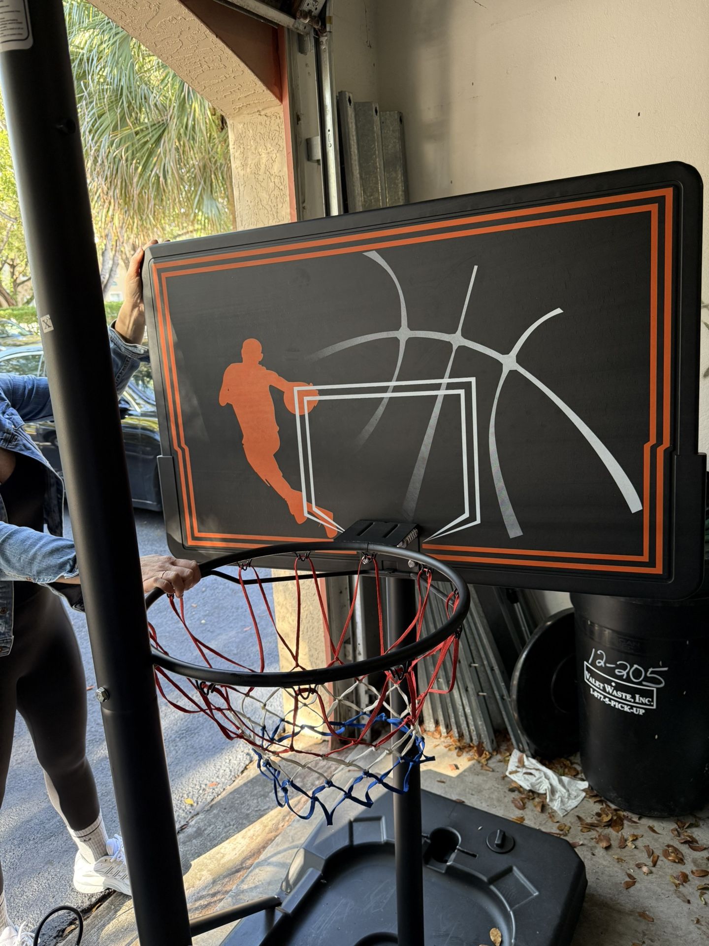 Outdoor Portable/adjustable Basketball Hoop