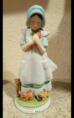 Vintag Holly HOBBIE Porcelain Figurine 1978 Series III