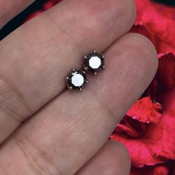 Finest Quality .5 Carat Moissanite Jet Black Super Shiny And Beautiful VVS1 GRA Certified!! 925 Sterling Silver BEST QUALITY!