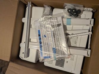 Air conditioning  10.000   BTU brand new in box