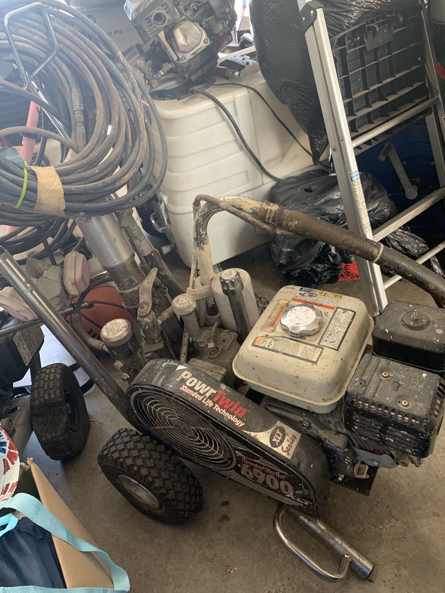 Paint Sprayer Power Twin 6900 Xlt