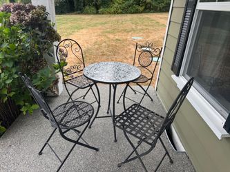 Outdoor Table & chairs