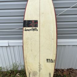 Used Surfboard Without Fins