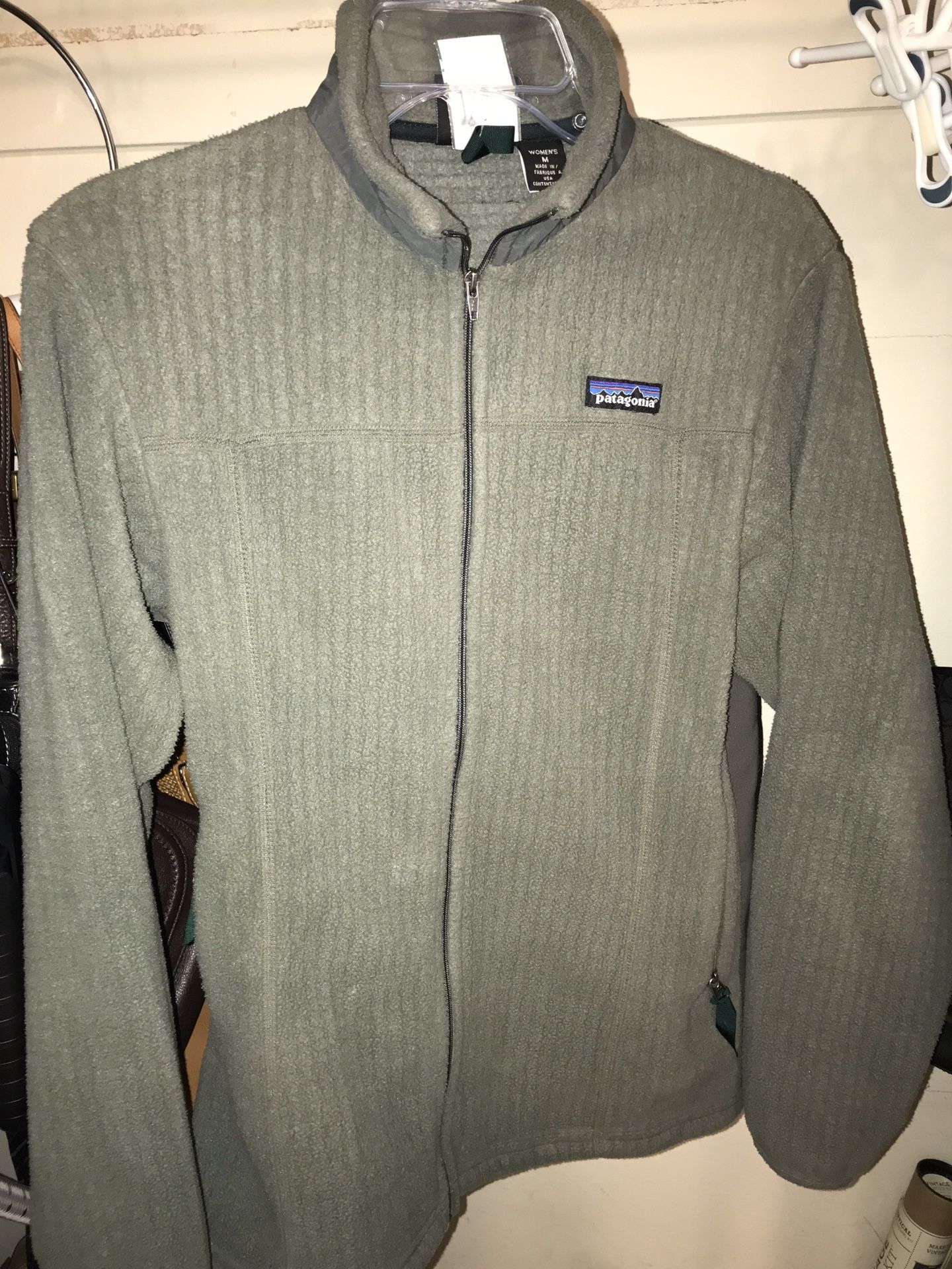 Patagonia Women Size M Olive Green Zip Fleece