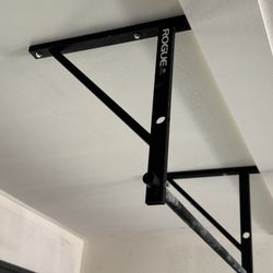 Rogue Pull Up Bar