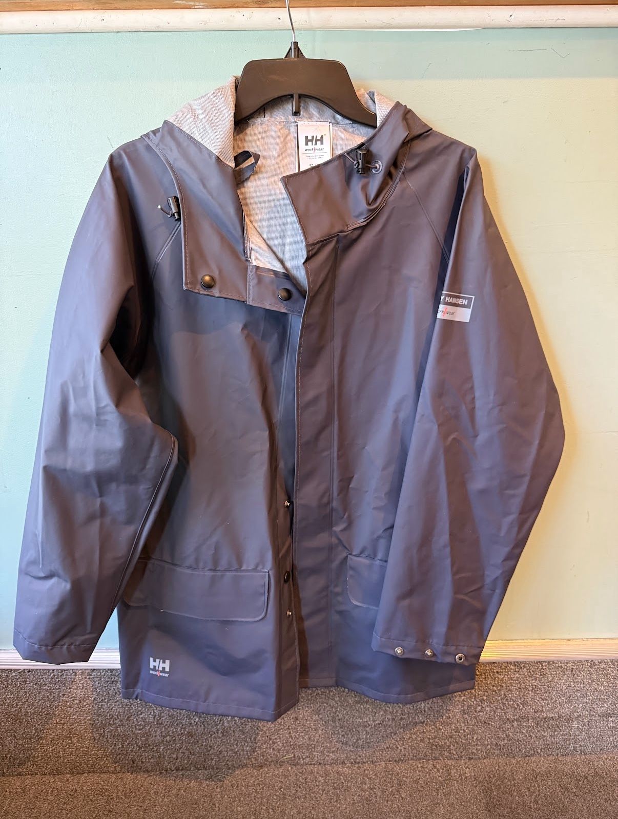 Helly Hansen Work Wear Small Mens Raincoat
