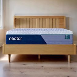 Nectar Premier Hybrid Queen Mattress - Retail $1099