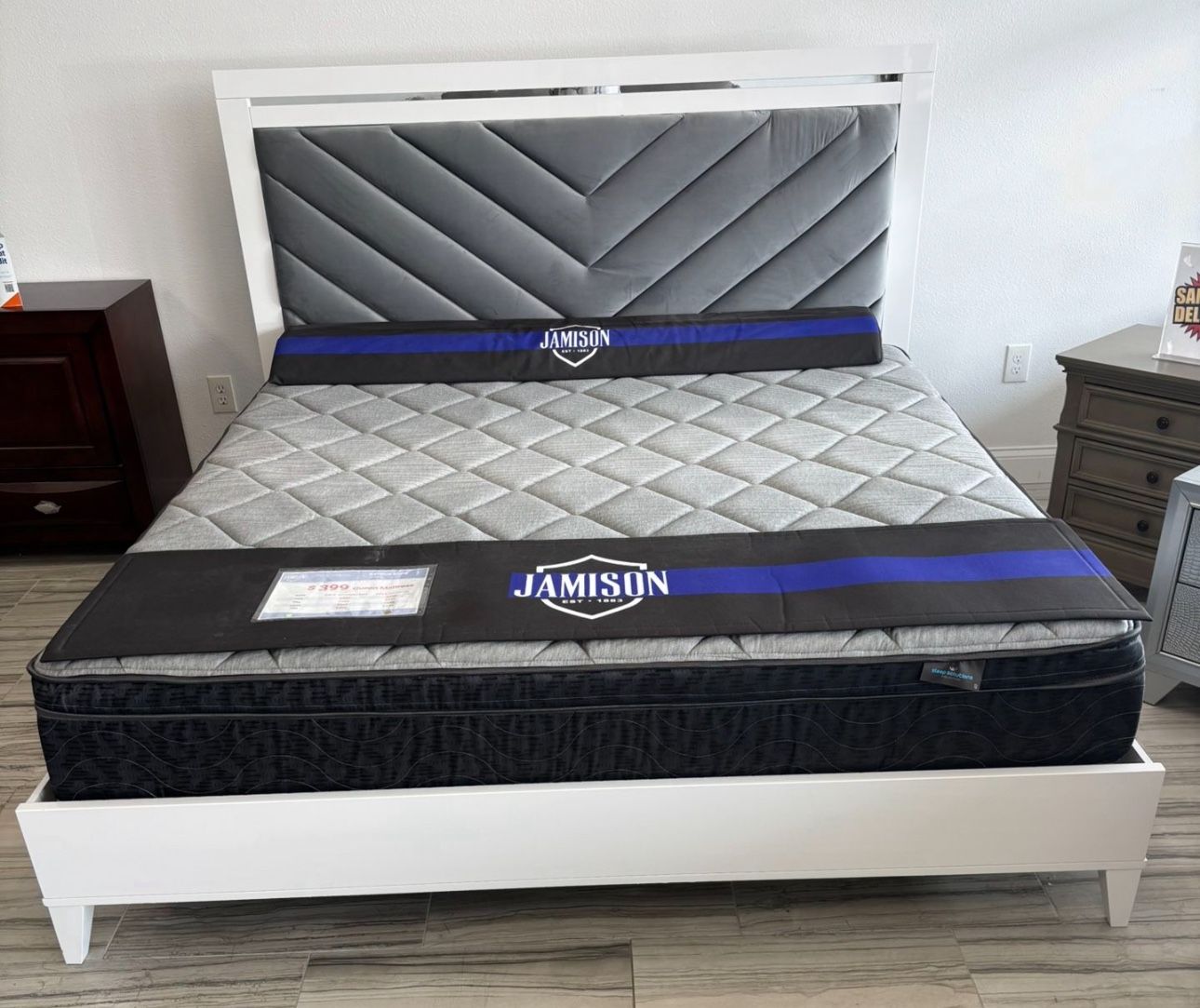 BEAUTIFUL NEW KING BEDS ON SALE ONLY $199. IN STOCK SAME DAY DELIVERY