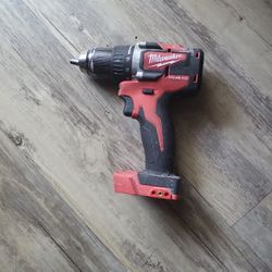 Milwaukee M18 DRILL Driver  1/2"