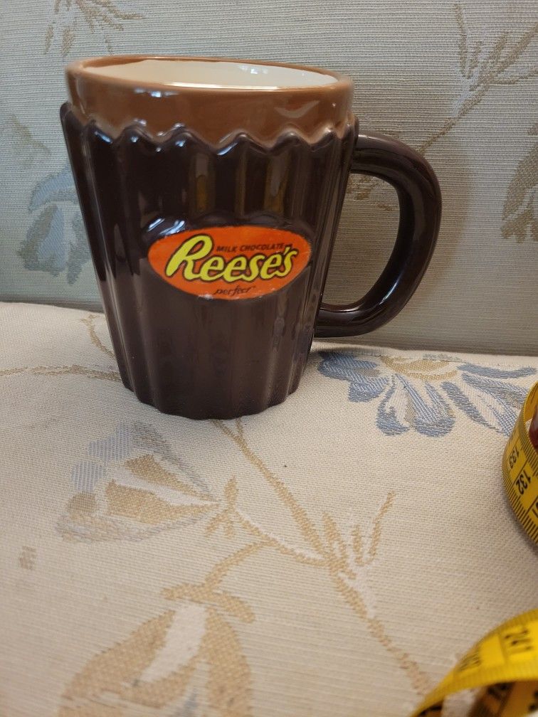 RARE "RIDGES" Reese's Peanut Butter Cup Coffee Mug Galerie Brown and Orange