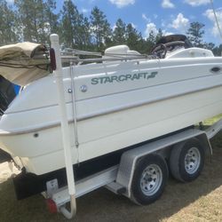 We Finance 20’ Deck Boat With Mercury Outboard * WE FINANCE *