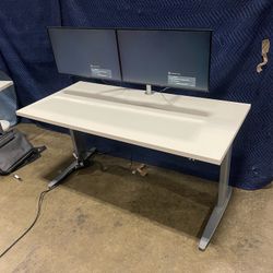 60x30 Electric Height Adjustable Tables! We Also Have Ergonomic Chairs And Monitor Arms!