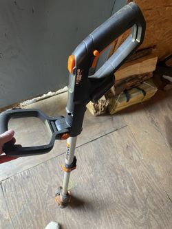 Electric weed wacker