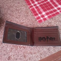 $30 Harry Potter Wallet-($20 For Wallet $10 For Mailing)