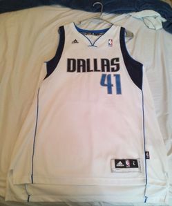 Dirk Nowitzki Jersey