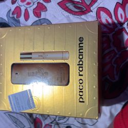 The little bottle does not come included 