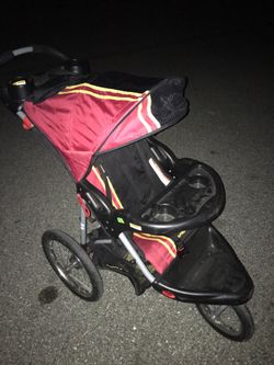 Jogging stroller great condition only 50 FIRM