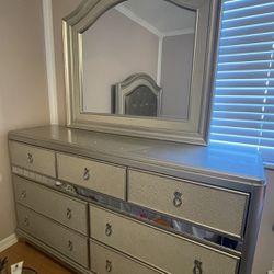 Silver Mirror Dresser!! 