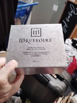 Truffuire Diamond Truffle Neck and Face Cream