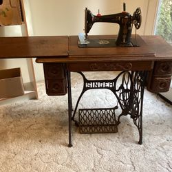 Vintage Singer Treadle Sewing Machine
