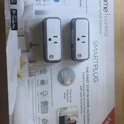 2 NEW ihome smart plugs - use voice to turn on the lights and appliances… Must come to Huntington Beach