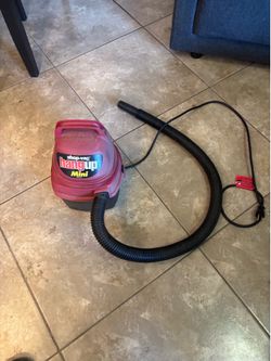Mini shop vac
