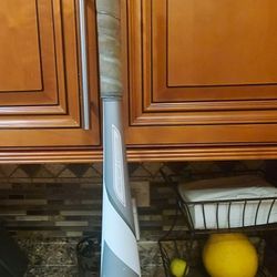 31-28  Cat 9 Bbcore Baseball Bat- LIke  NEW! 