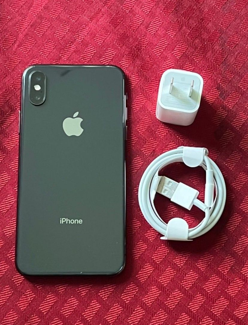 iPhone X , Unlocked for all Company Carrier , Excellent Condition Like New