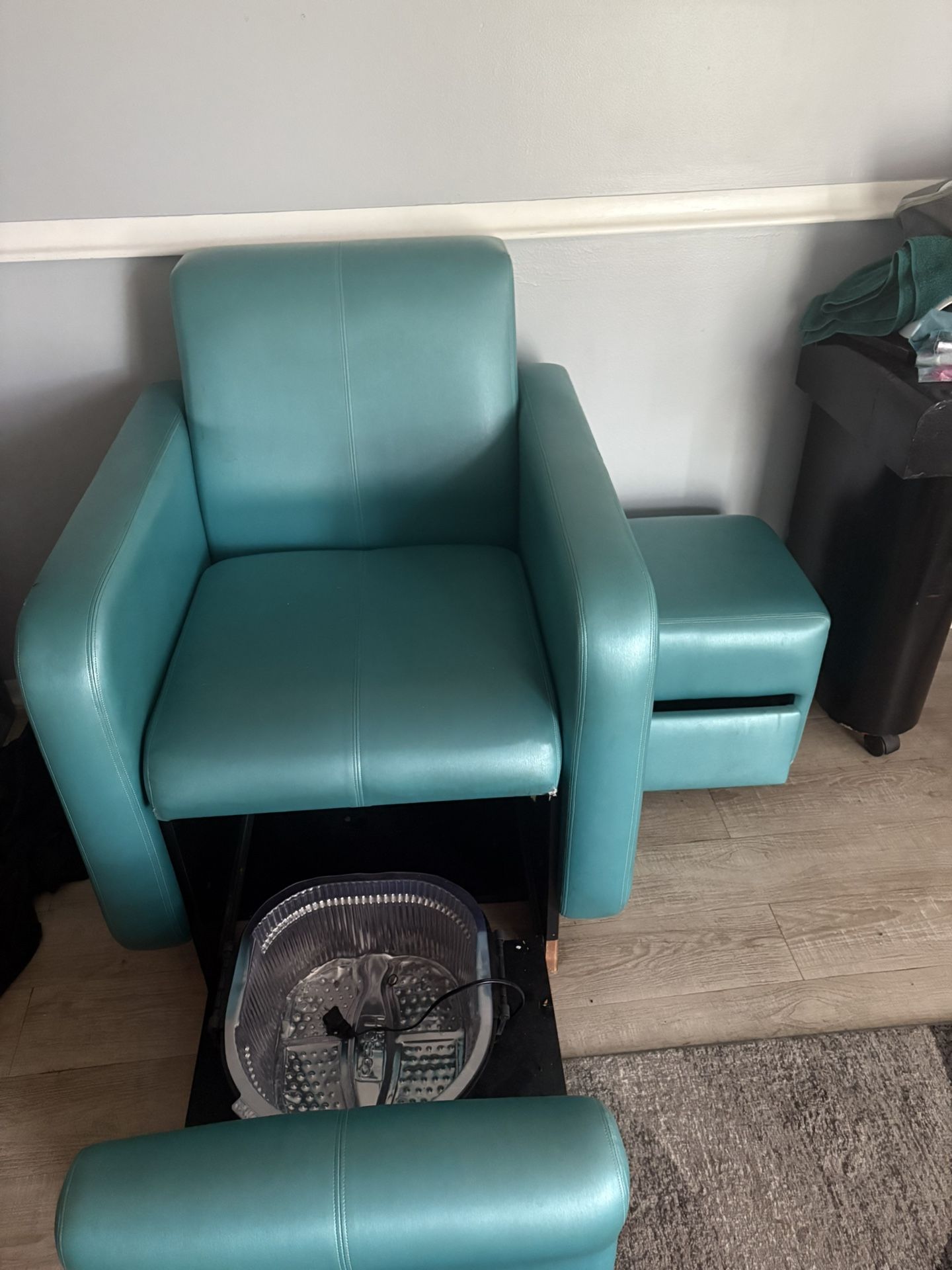 Pedicure chair and stool