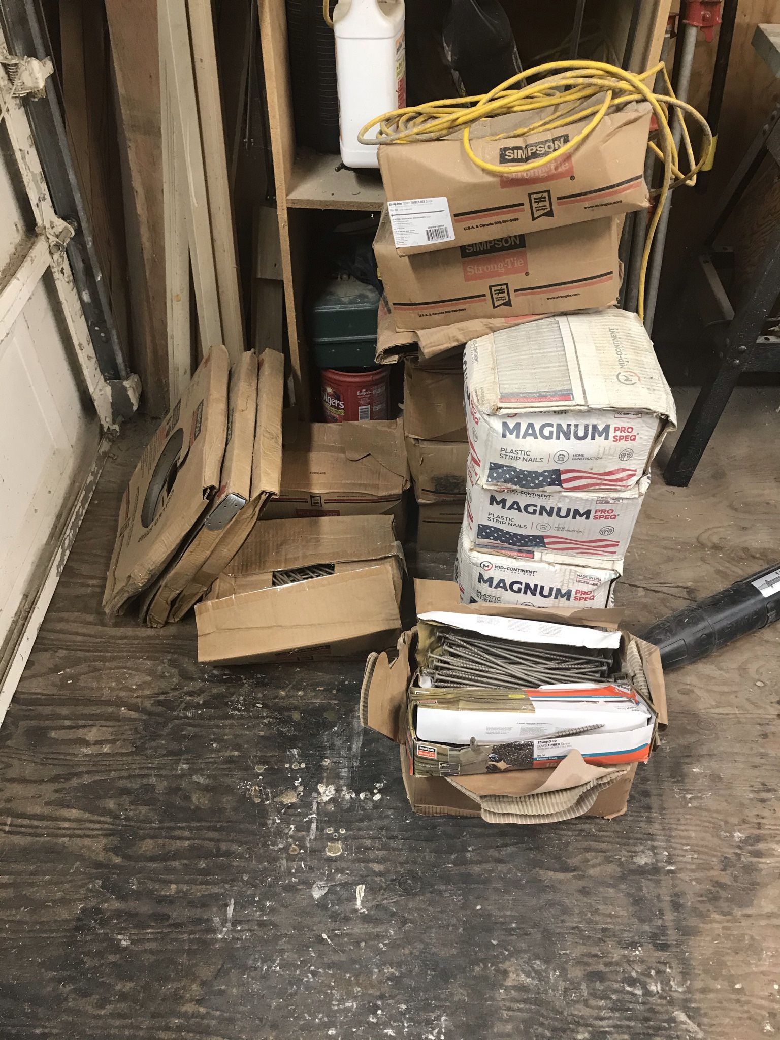 Construction Fasteners, Timber Screws, Strip Nails And Strapping