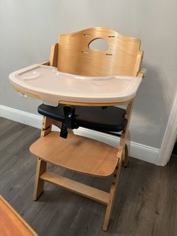 Abiie Beyond High chair