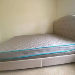 BRANDED LIKE NEW KING AND QUEEN BED MATTRESS & FRAME NECTAR & LINENSPA - $300 (MORRISVILLE)