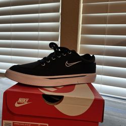 Nike Women
