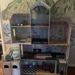 4foot Doll House 