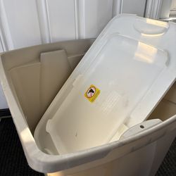 Plastic storage bin box tote