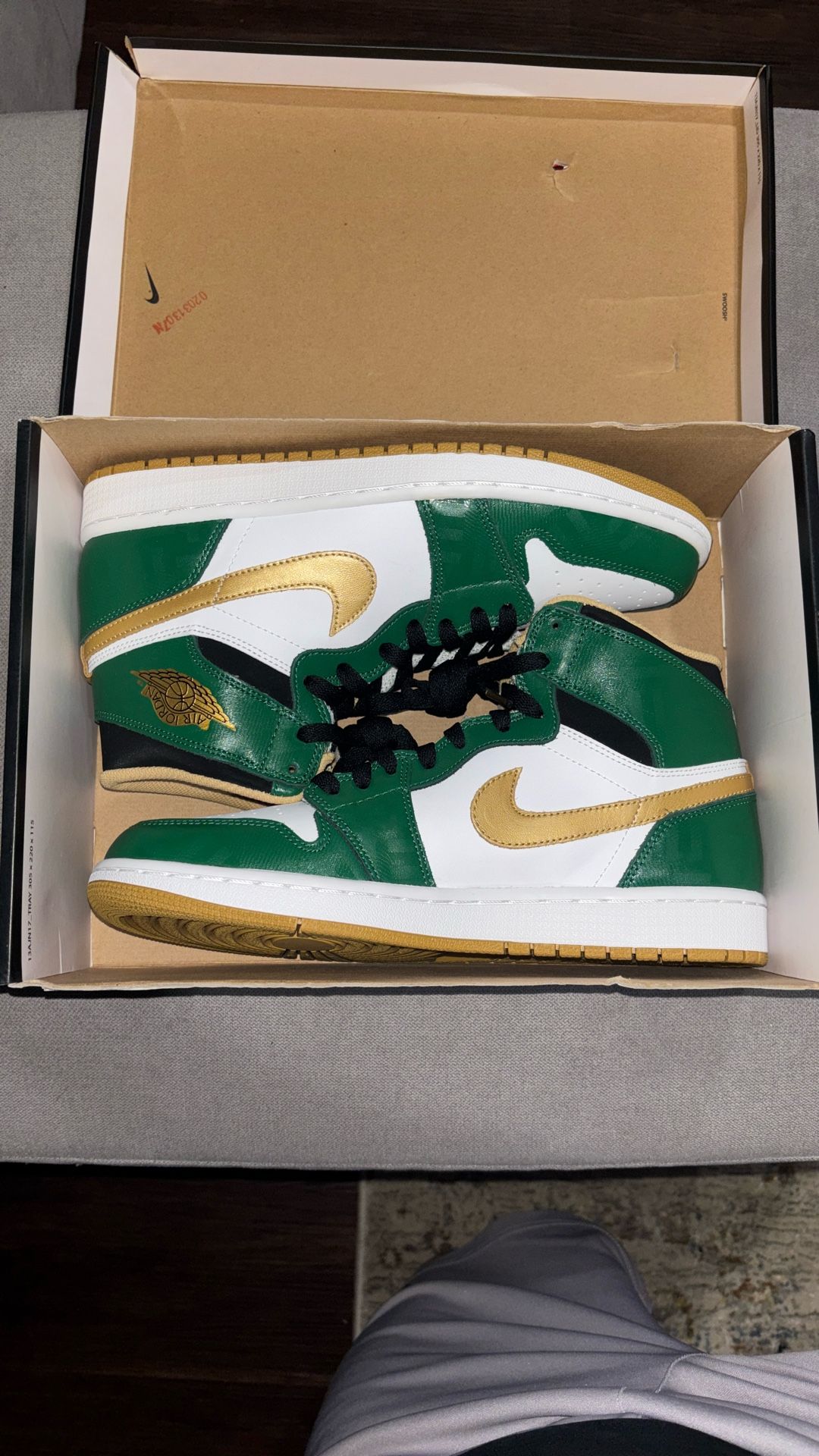 2012 Celtics Jordan 1 OG - Sz 9