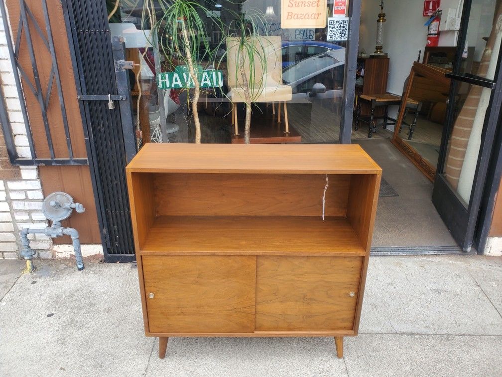 Mid-century Style Bar/cabinet 