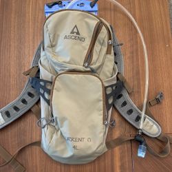 Ascend Hydration Backpack