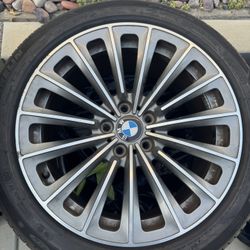 2011 BMW 750 Wheels & Tires 