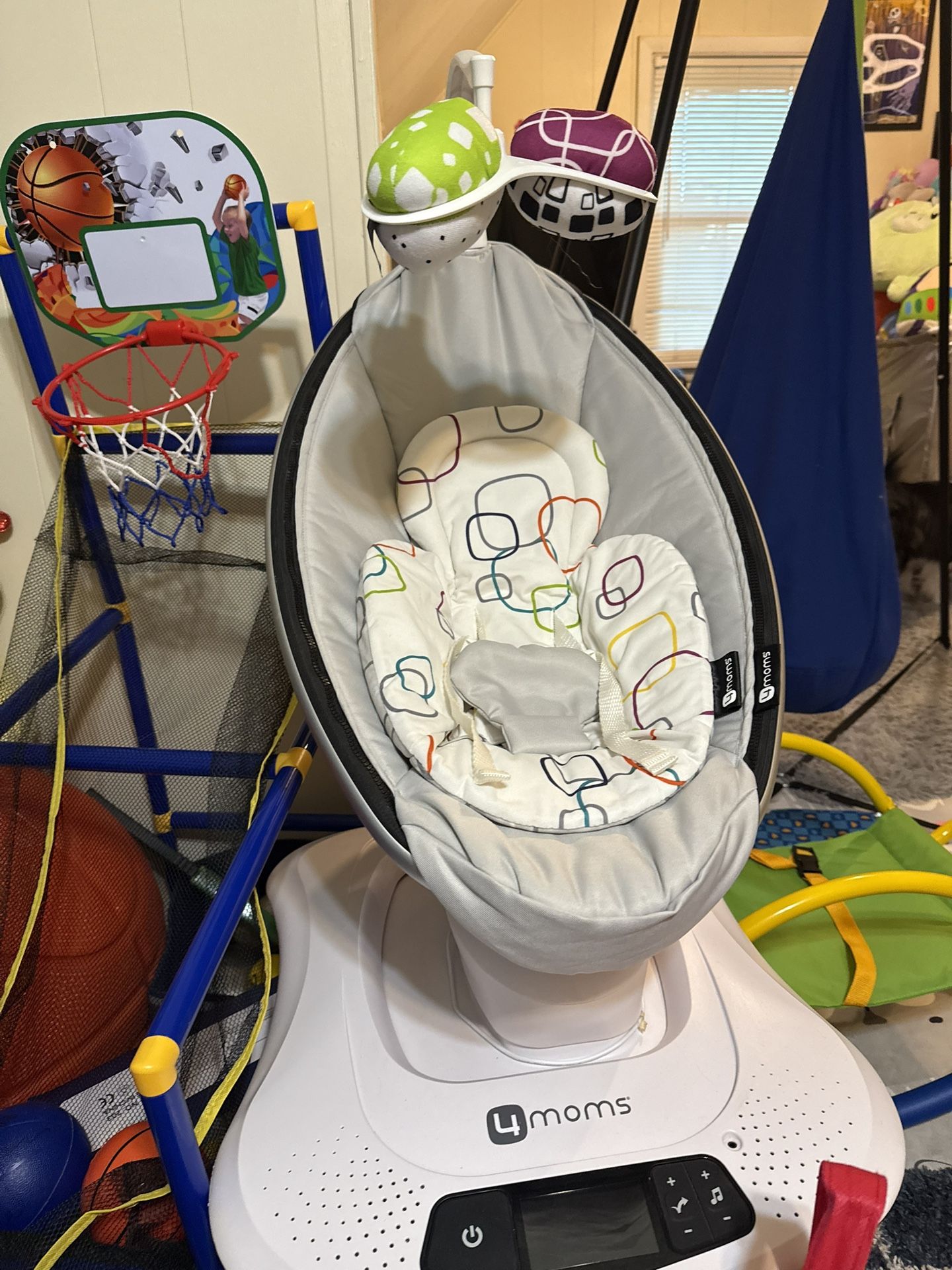 4MOMS Baby Swing With Bluetooth