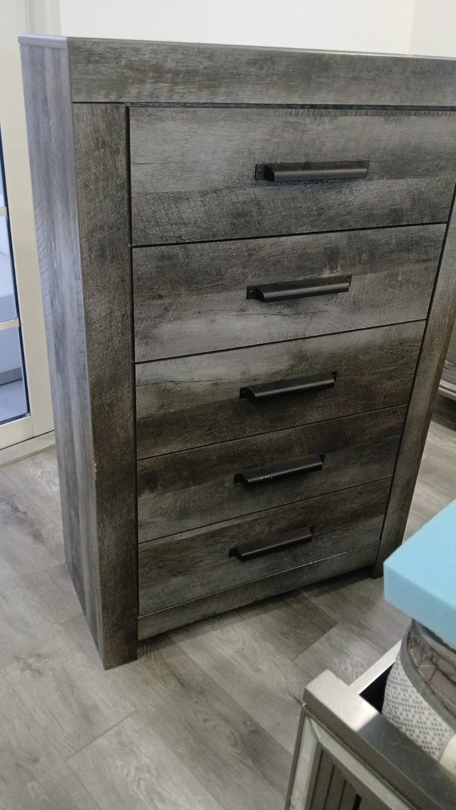 Furnitures For Bedroom Like New