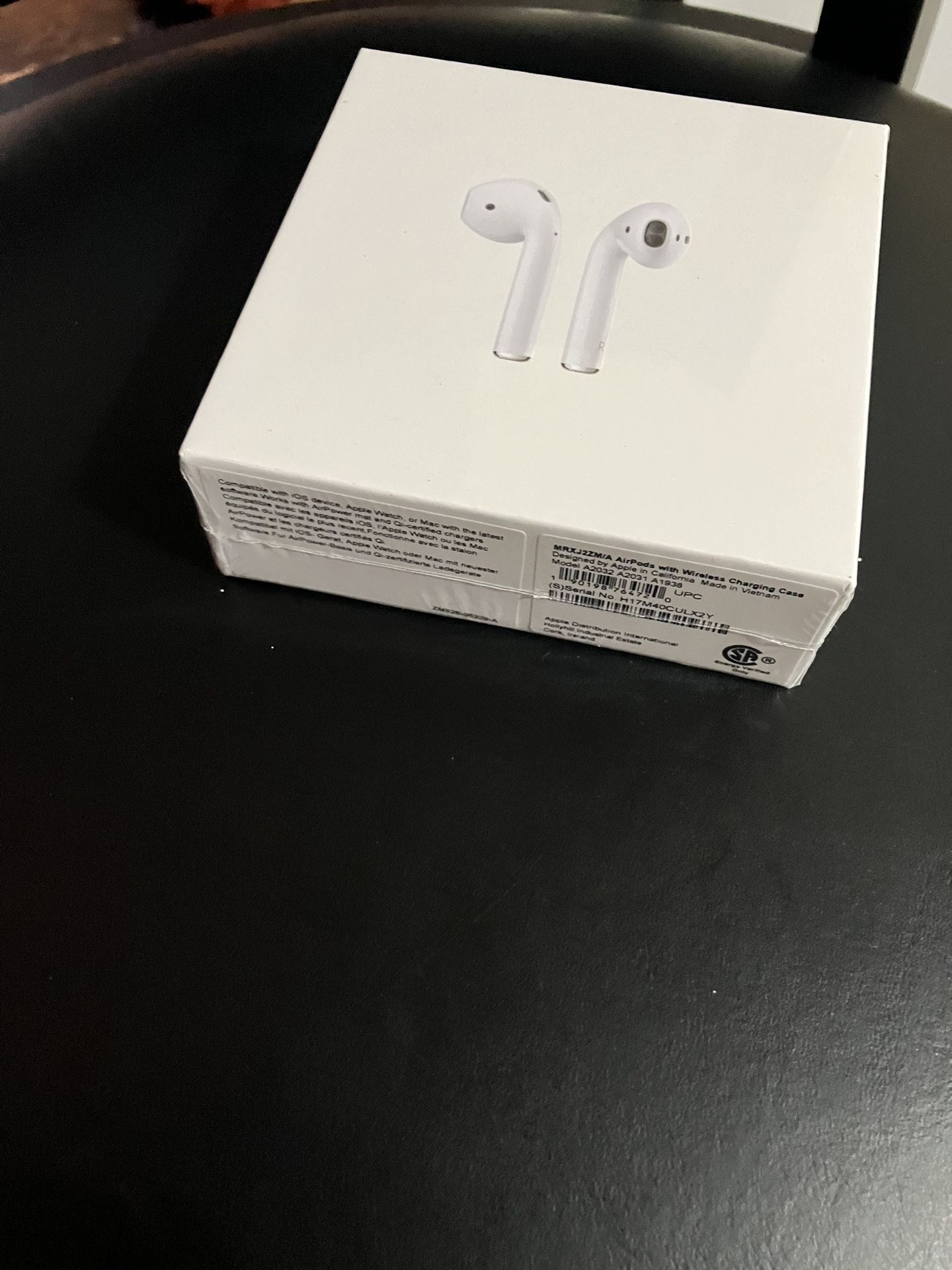 AirPods